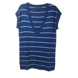 Sweater vest by August Silk Pullover